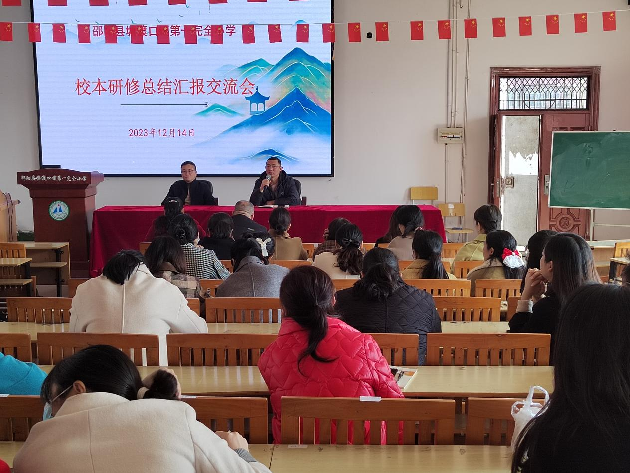 提灯引路，育梦成光