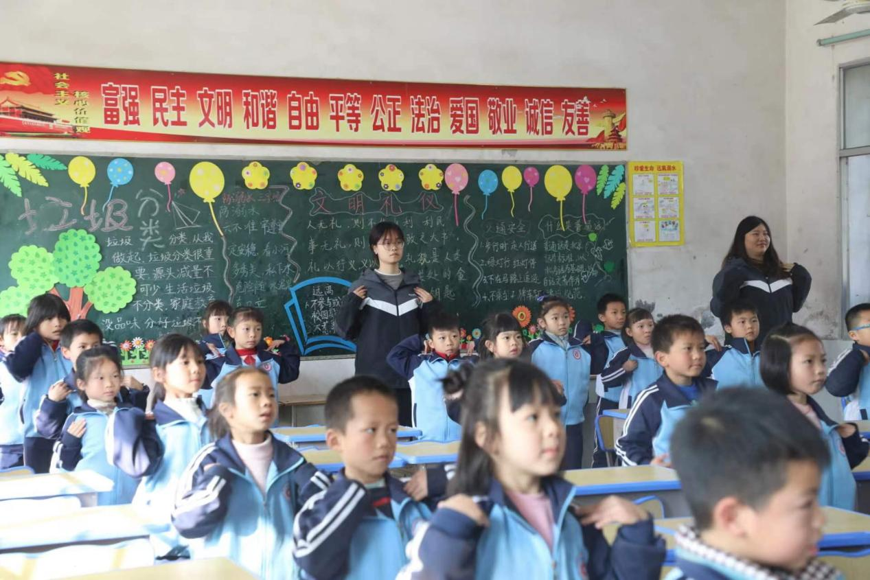 阳光大课间  活力满校园