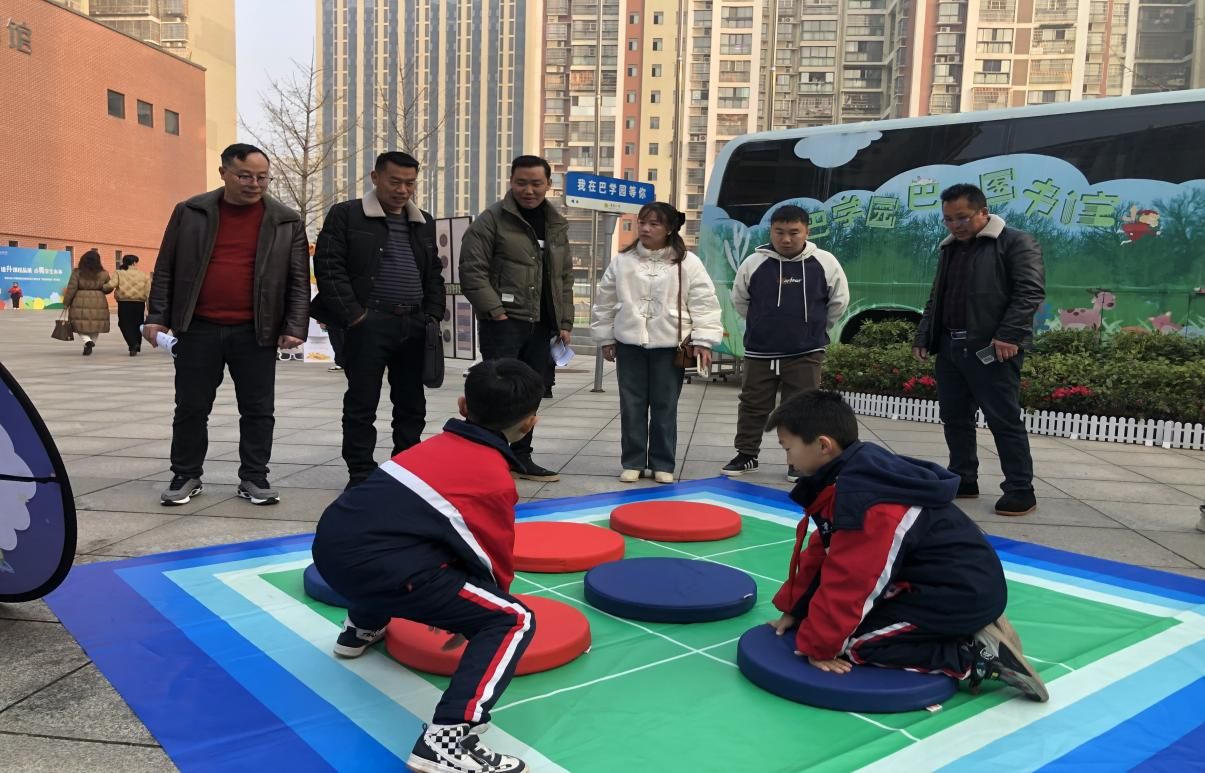 观摩成果展，聚力再前行