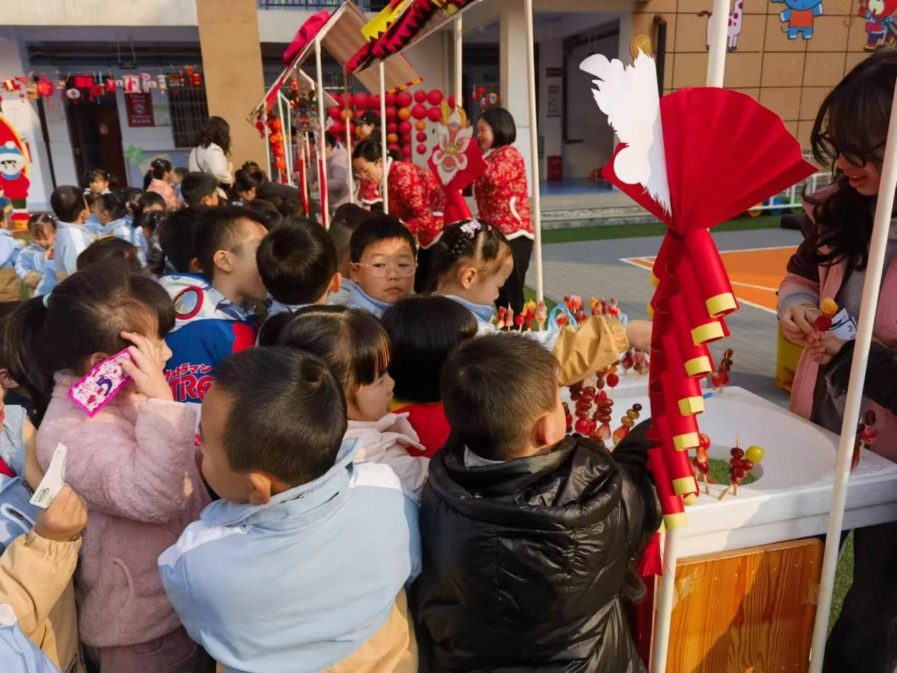 喜迎龙年，“庙”趣横生