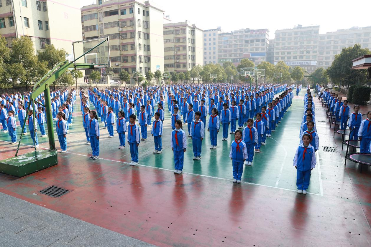城区二小喜获邵东市中小学阳光大课间比赛一等奖