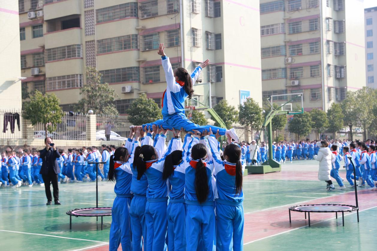 城区二小喜获邵东市中小学阳光大课间比赛一等奖