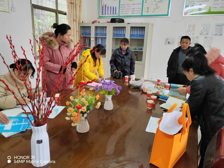 抓常规，促提升，谋发展