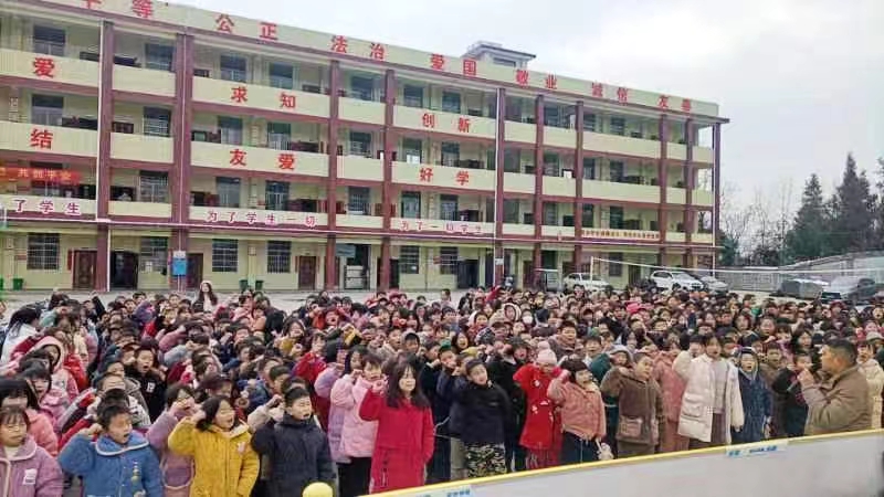 三阁司镇长铺中心小学举行“利剑护蕾，雷霆行动”宣传教育推进会