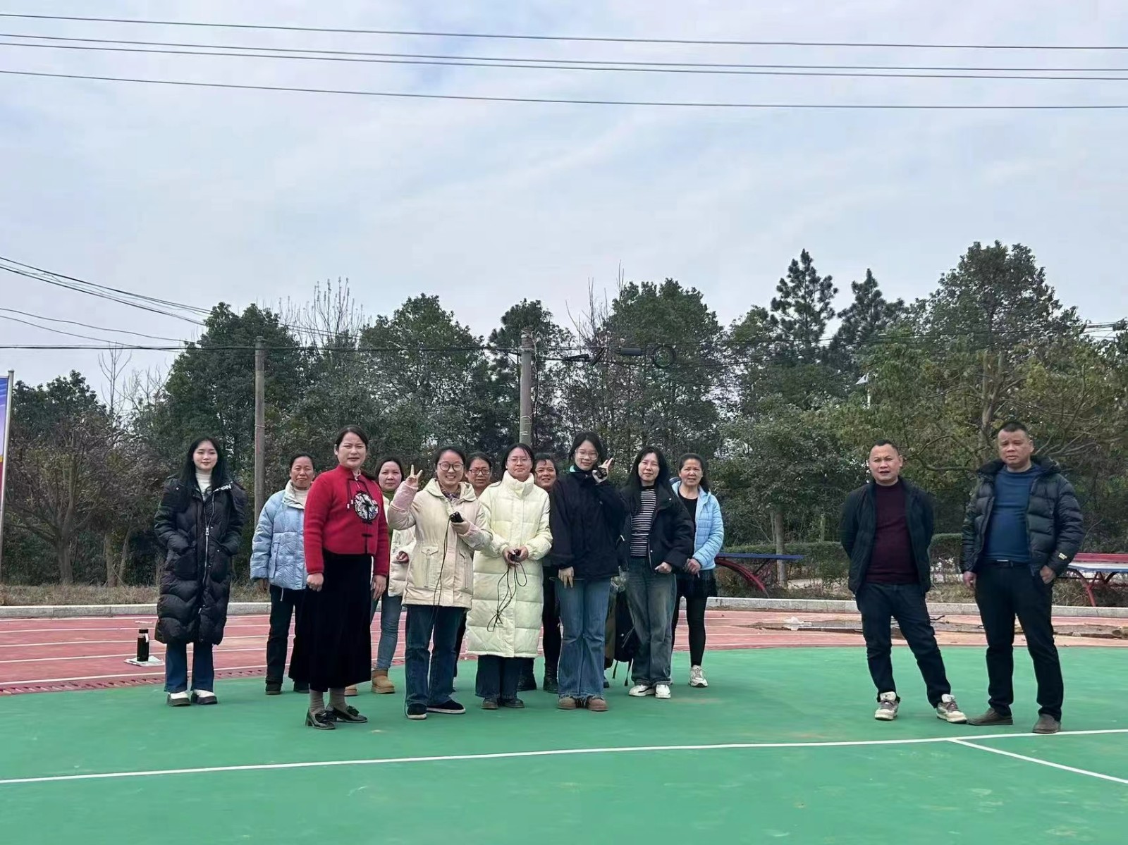 “热辣悦己，绽放在野”三八节跳绳比赛