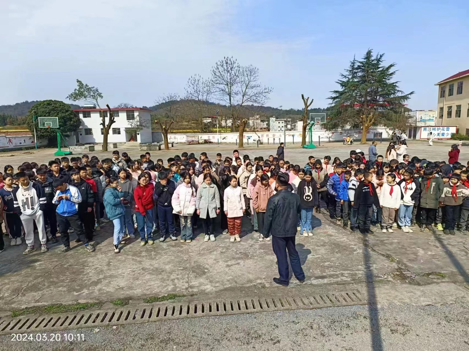 法制宣传进校园