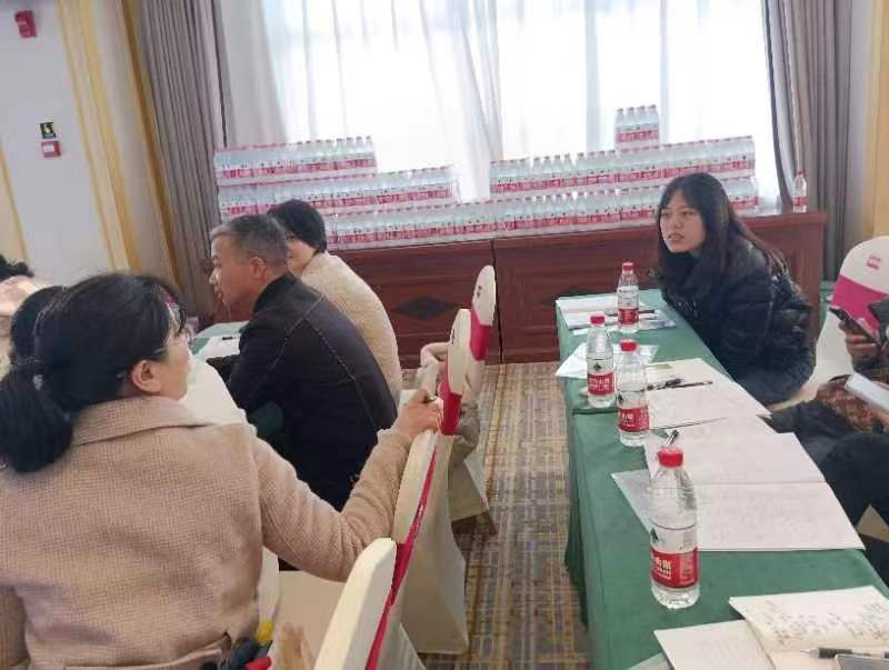 邵阳县教师发展中心举办“湘教关爱行”