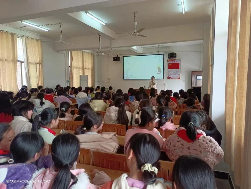 花开有时，拥抱花季