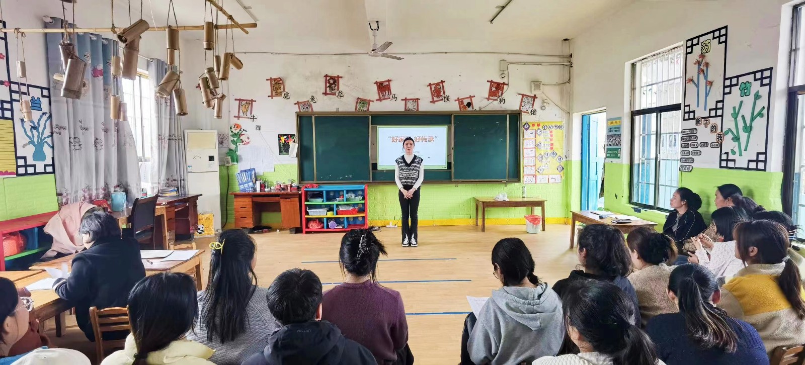 回龙寺镇中心幼儿园举行“好家风，好传承”主题演讲