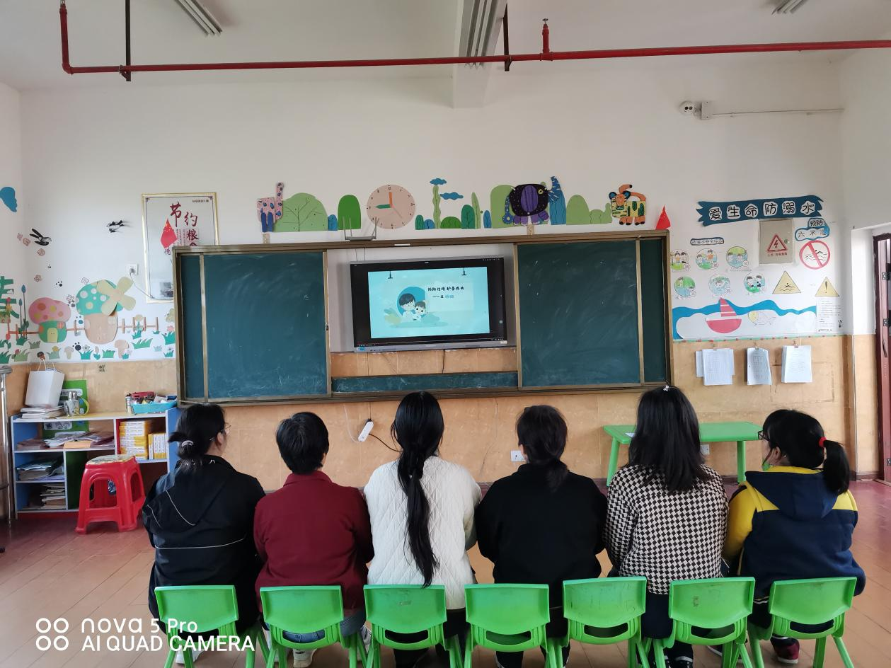 阳光护蕾，我们在行动