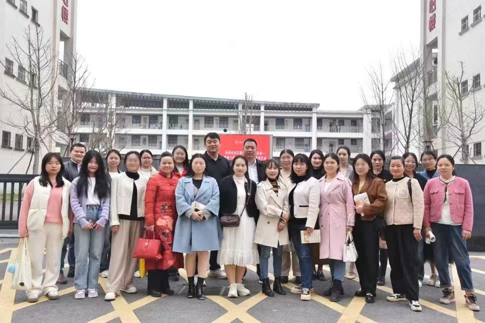 外出听课取真经，听课观摩促成长