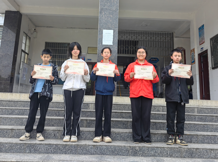 展数学之美 开思维之花