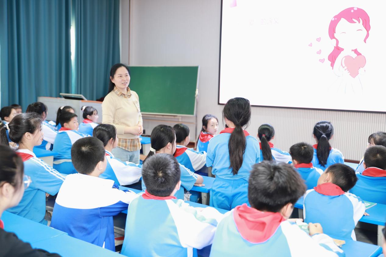 城区二小：思政教育进校园，立德树人促成长