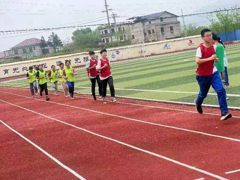 田径运动会运动员选拔活动，挖掘潜力新星