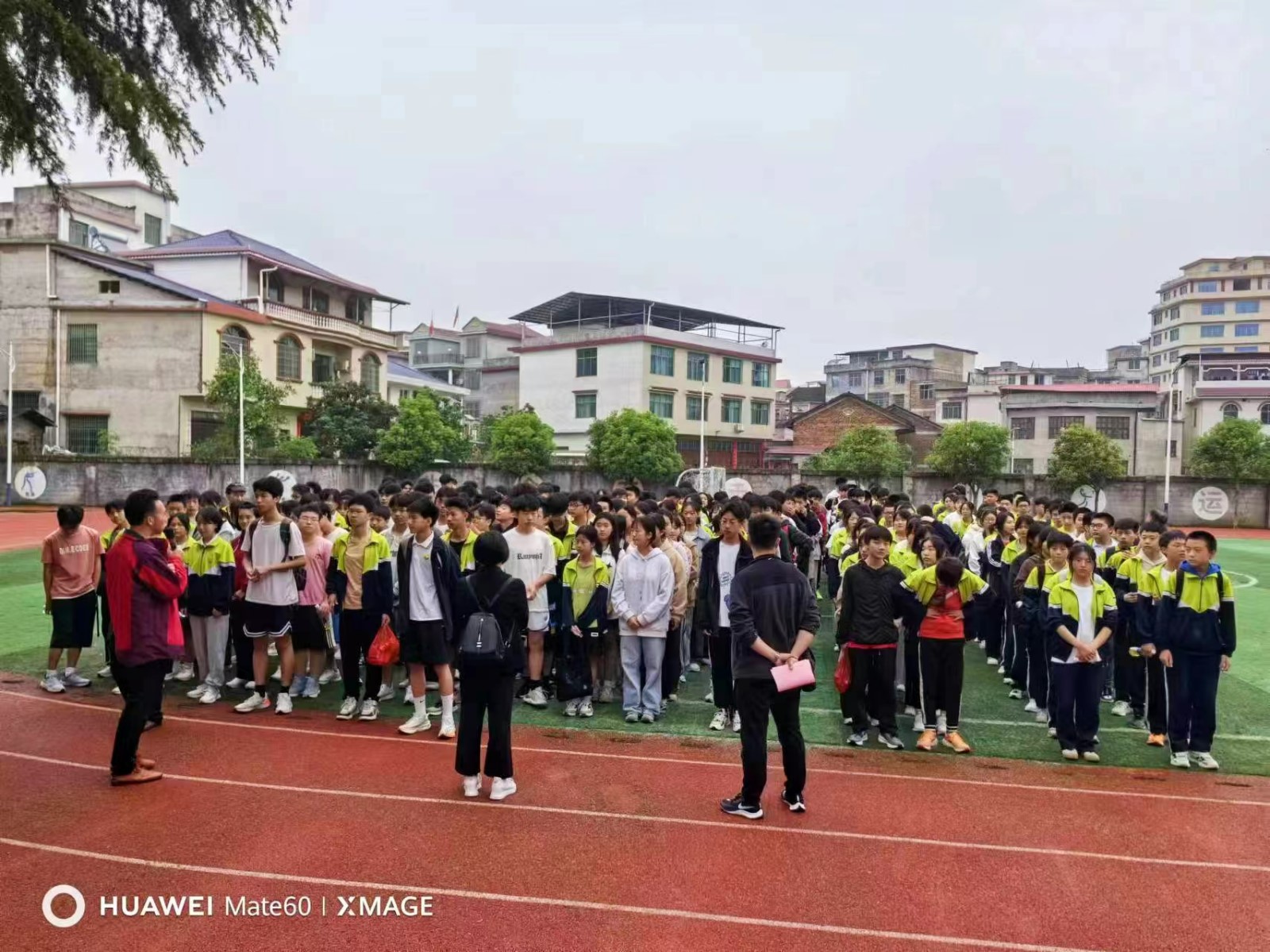 决战体考剑出鞘 青春无悔亮锋芒