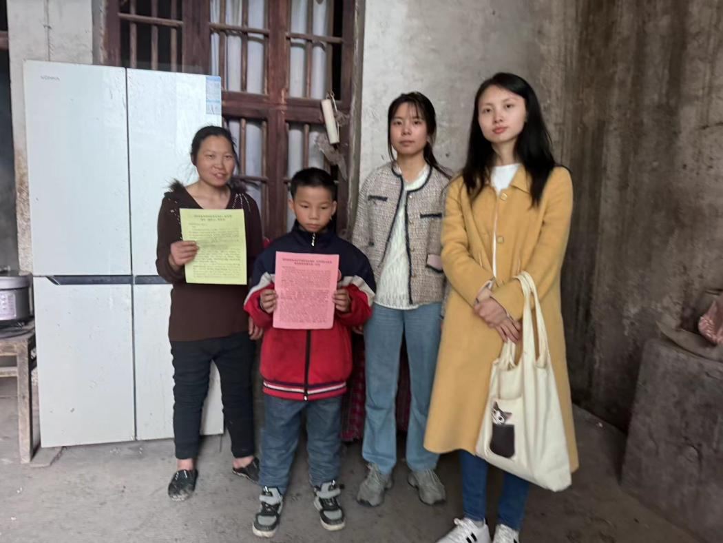 开展防溺水、防性侵、防欺凌家访