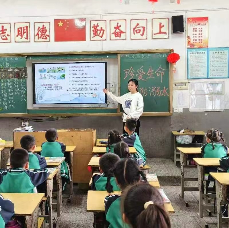 新邵县酿溪一小开展“珍爱生命  预防溺水”专项安全教育系列活动