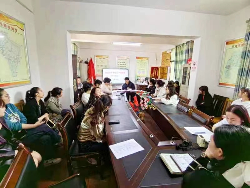 “千师访万户”，共筑安全屏障