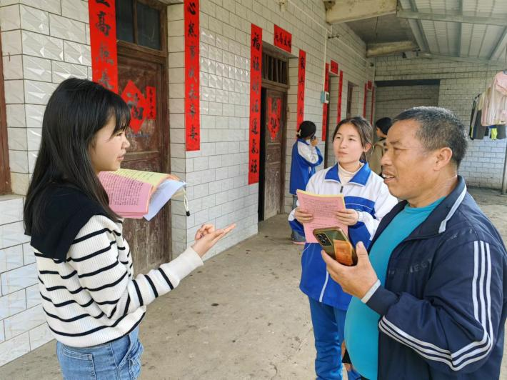 蔡桥乡中学开展防溺水防性侵家访
