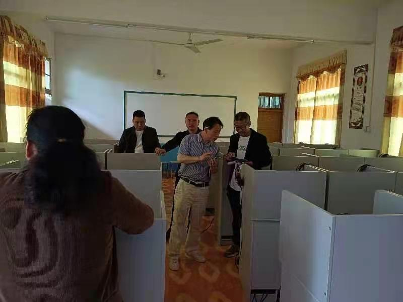 河伯乡中心学校领导到河伯乡初级中学检查指导质量监测前期准备工作