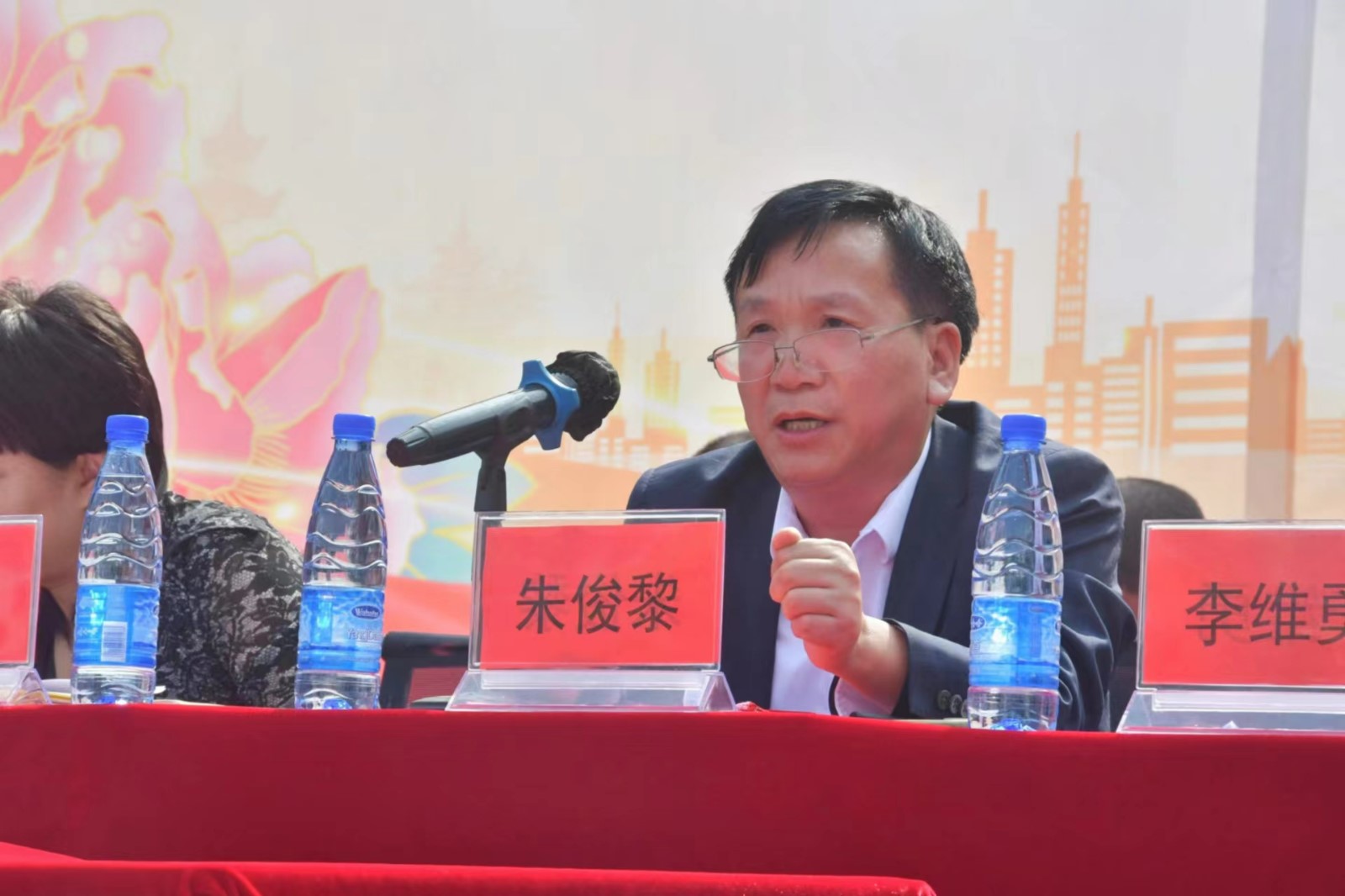 新邵县资江中学：牵手衡水教育签约打造高端教育品牌