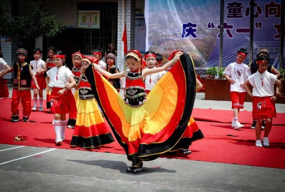民族团结之花开遍北塔小学的校园