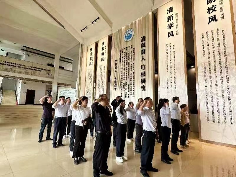 玉田中学党支部组织参观学习邵阳县教育系统廉洁文化教育中心