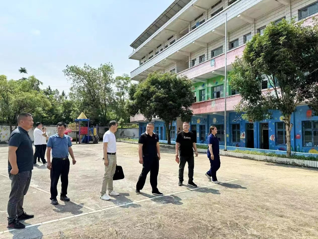 【排查安全隐患·筑牢安全堡垒】