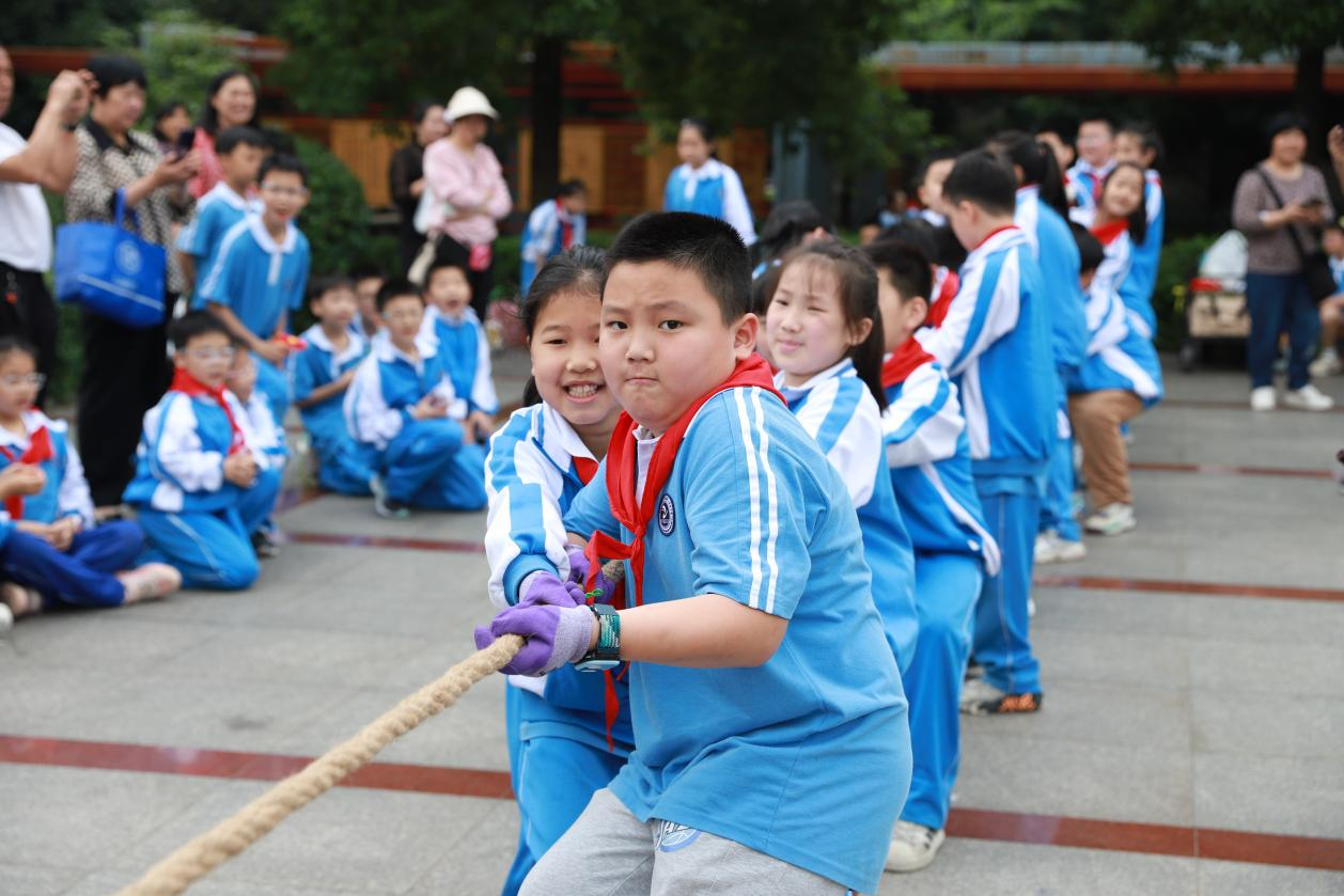 城区二小体育节：多彩活动，点燃成长激情