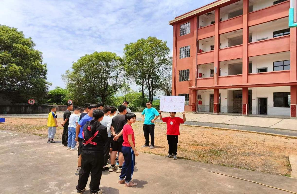 “以演筑防，以练为战”防溺水安全演练