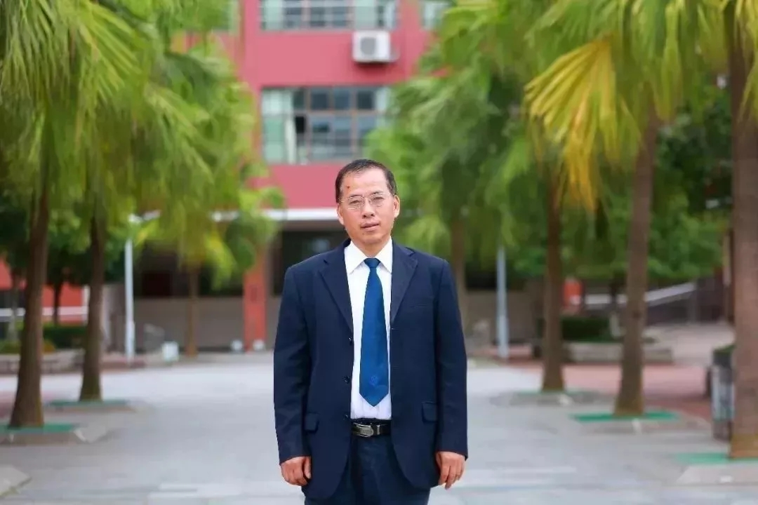 新邵县广益学校全力加强师德师风建设推进“德高业精”教师队伍