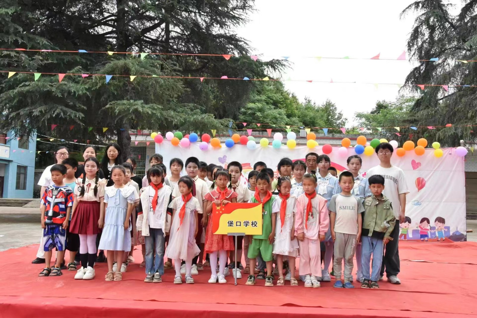 双江片同庆“六一”儿童节