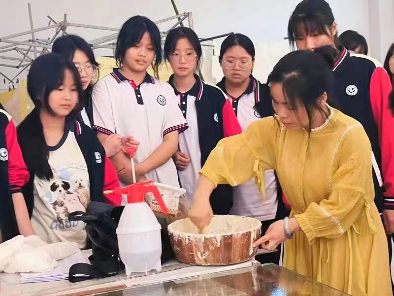 向“青草”更深处融合