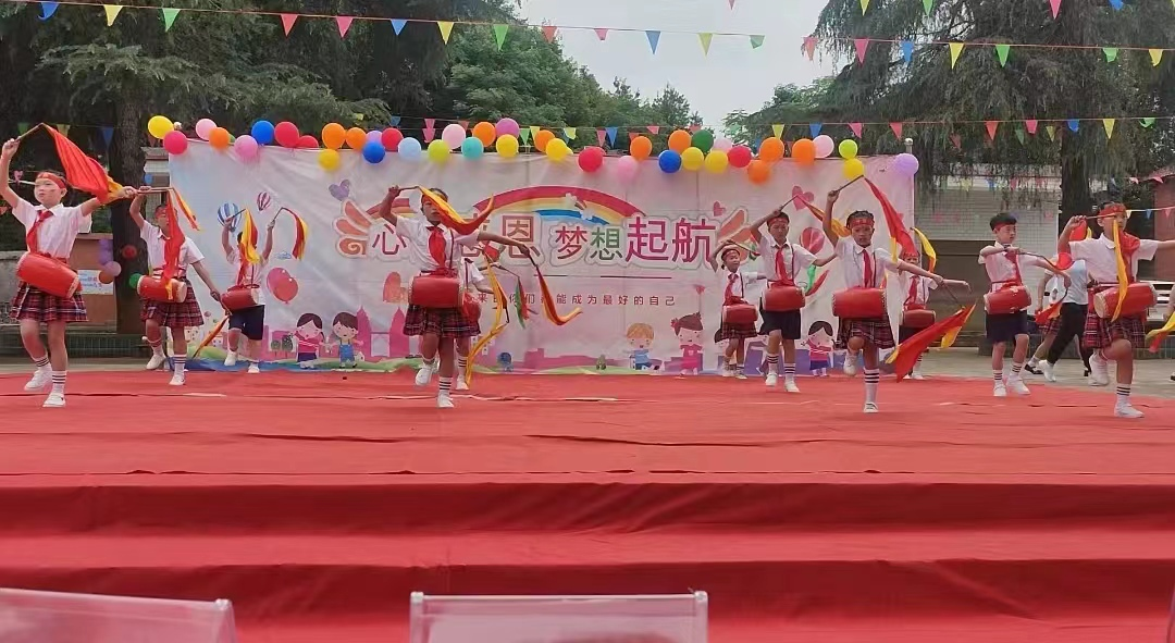 童心向阳，健康成长