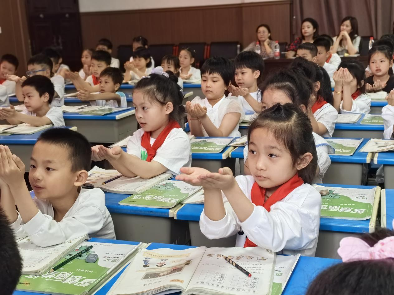 邵东市城区二小“壹课堂”展示活动圆满落幕