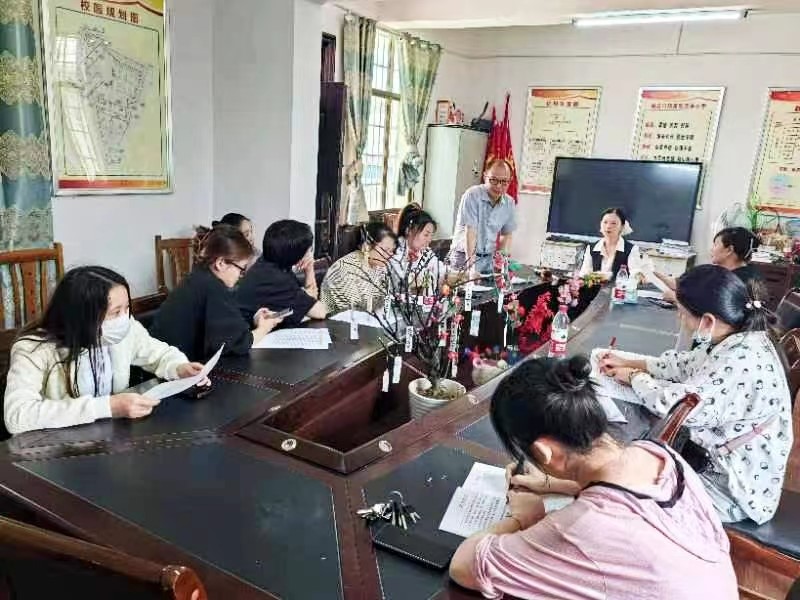 落实学安委会议精神，筑牢校园安全防线