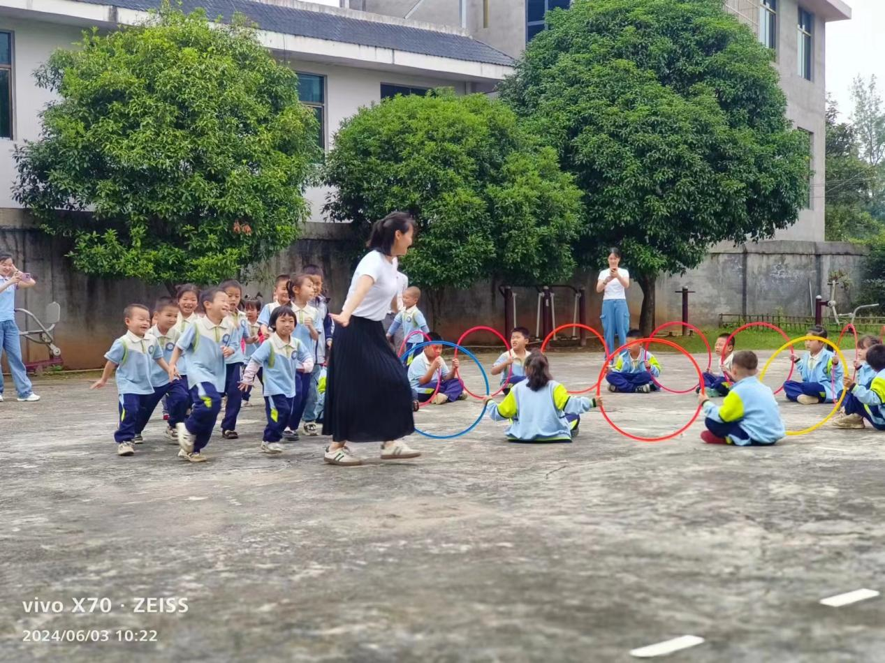 初夏送教入板桥携手同行共芬芳