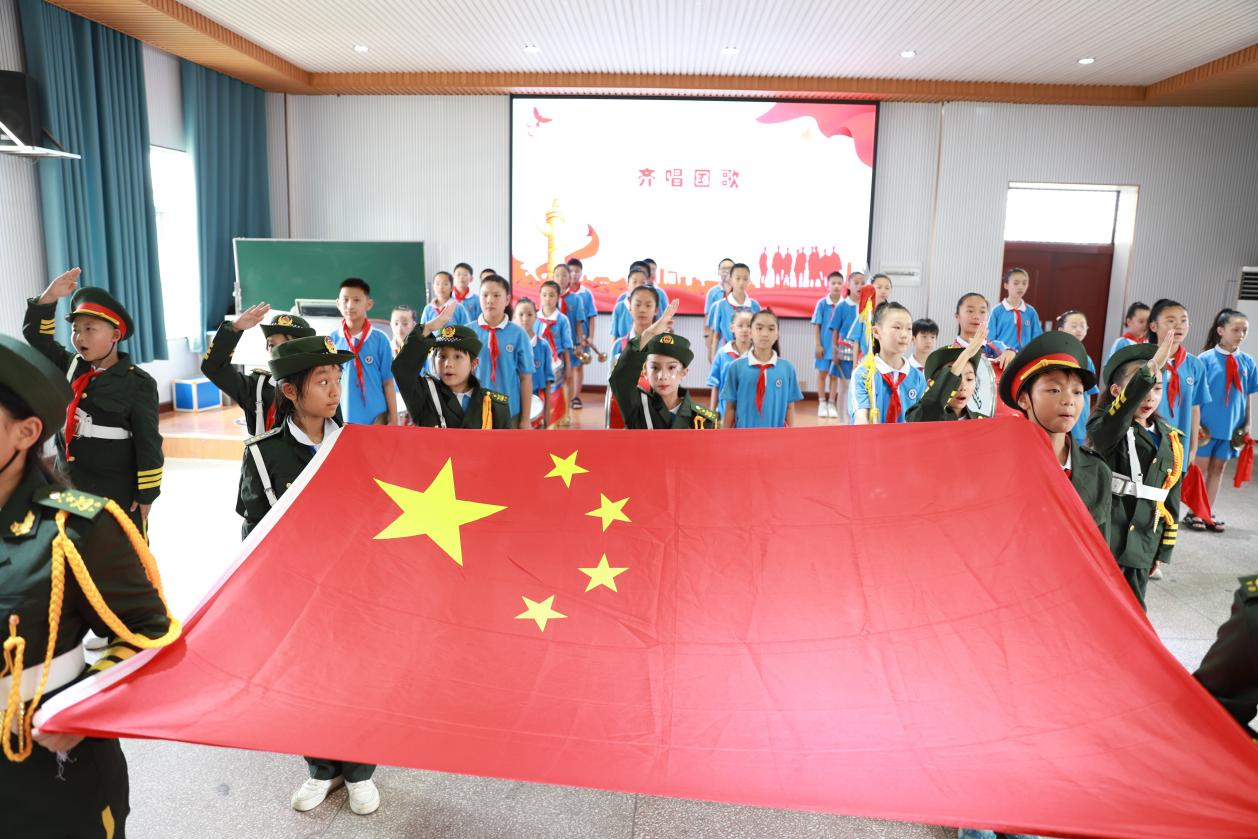 城区二小魅力队校才艺展示圆满落幕，多元才艺共绘童年乐章