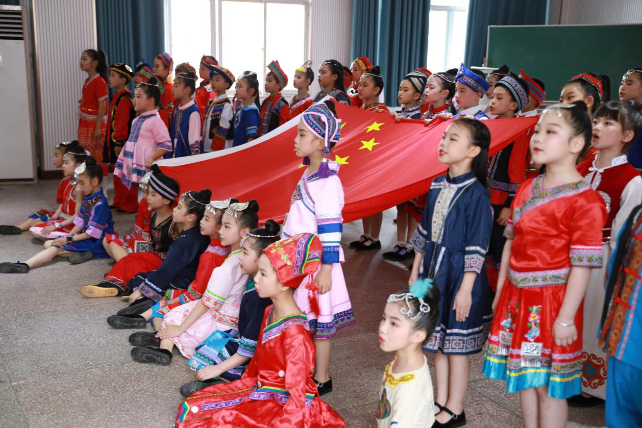 城区二小魅力队校才艺展示圆满落幕，多元才艺共绘童年乐章
