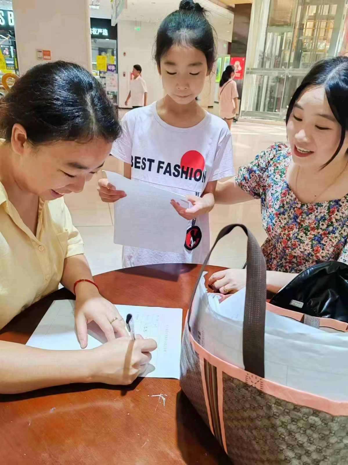 暑假安全总动员，家访温情筑防线