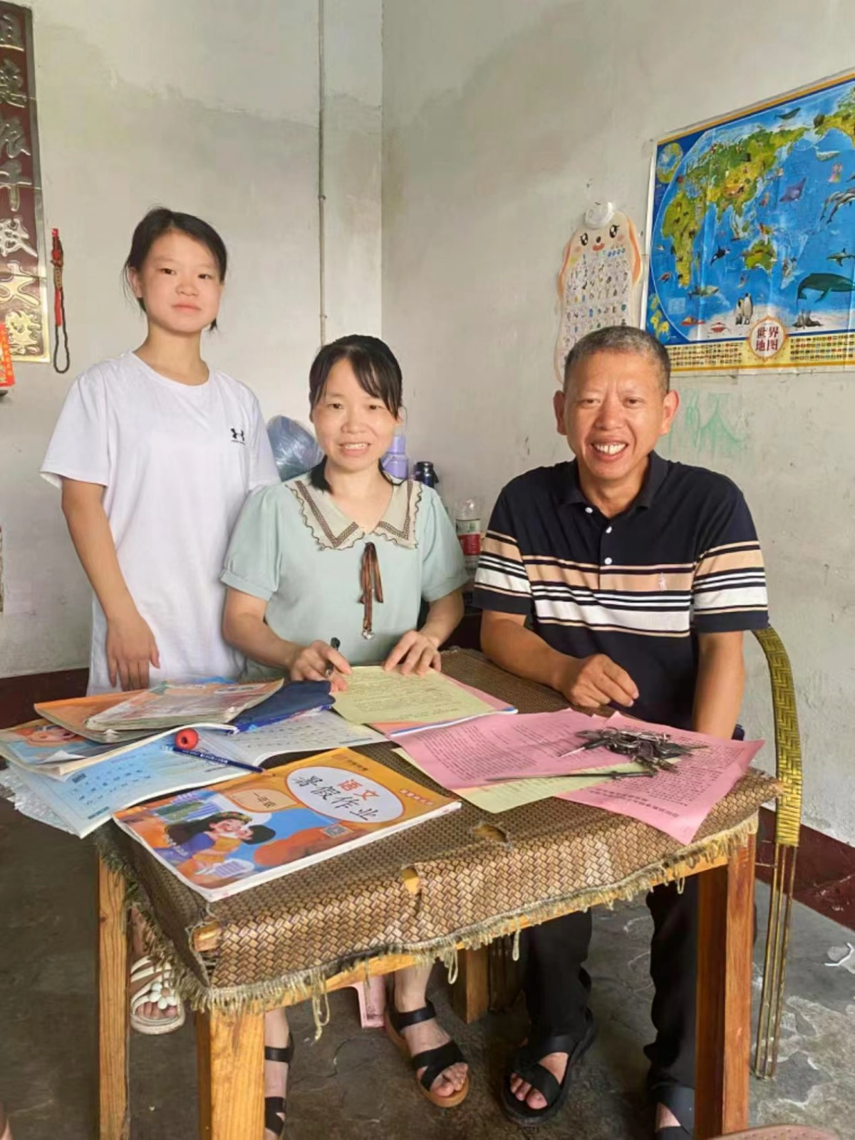 千师入万户 家访暖人心