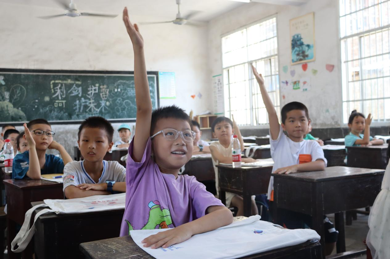 湖师学子三下乡：“领梦者”再起航，连续四载情系邵阳