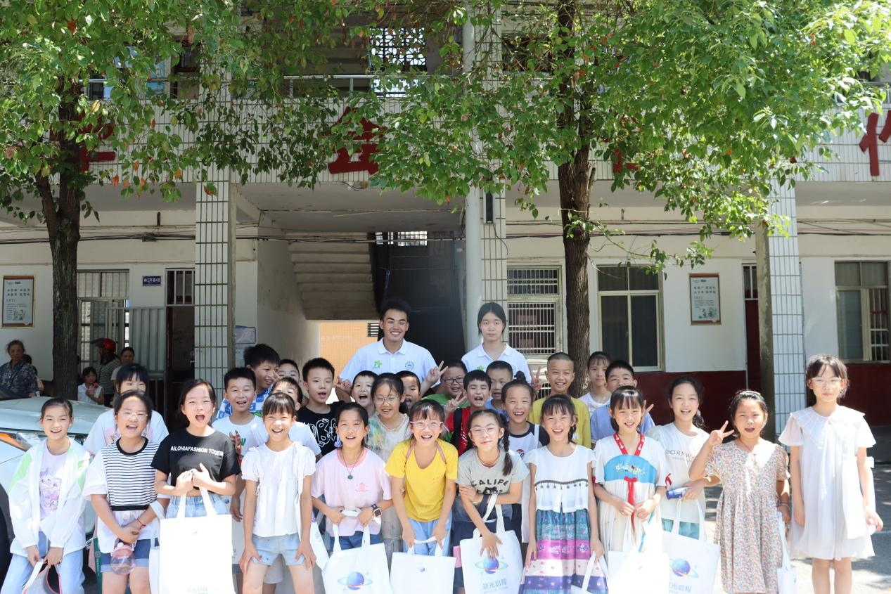 湖师学子三下乡：“领梦者”再起航，连续四载情系邵阳