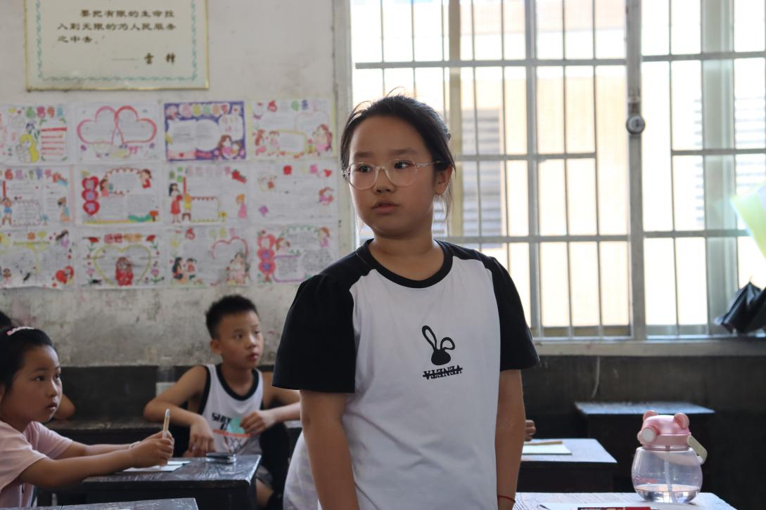 “领梦者”暑期社会实践团携防溺水避险体适能课程下乡，为学生安全筑牢防线