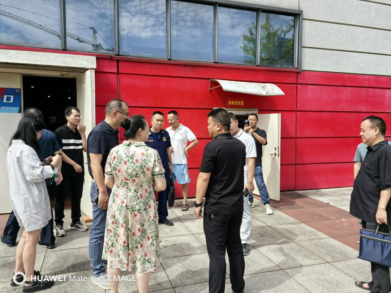 吹响暑假整治校外违规培训攻坚战号角