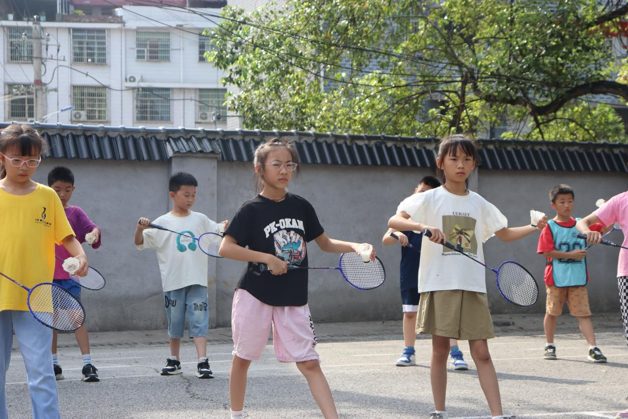 “领梦者·希望”青春三下乡：以羽动青春之名，展青春飞扬之彩