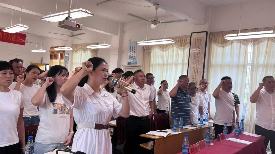 河伯乡中小学（幼儿园）教师全员培训