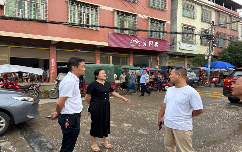 蔡桥乡中心完小开展周边环境整治工作