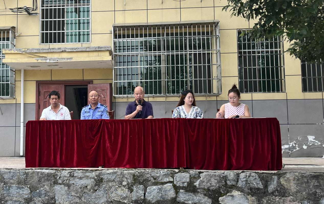 秋风为序启征程,奋楫前行谱新章