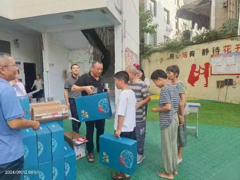 关爱特殊儿童，助力健康成长